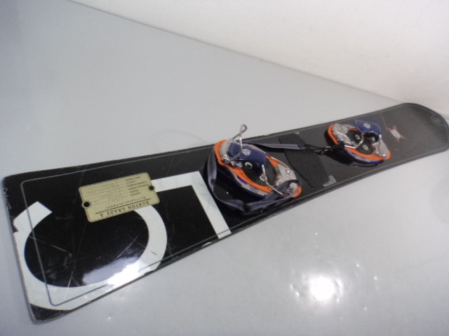 スノーボード板 BURTON GRADE A 135cm ビンディング 2001 plate