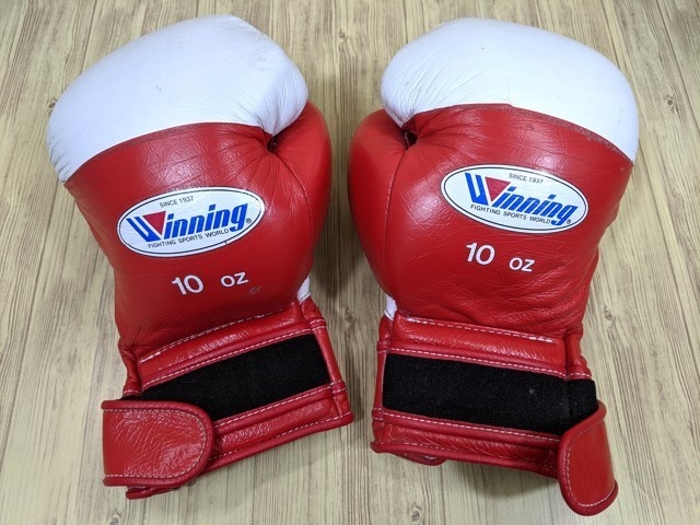ウィニング ( Winning ) 10 オンス レッド 新品 Winning ボクシング