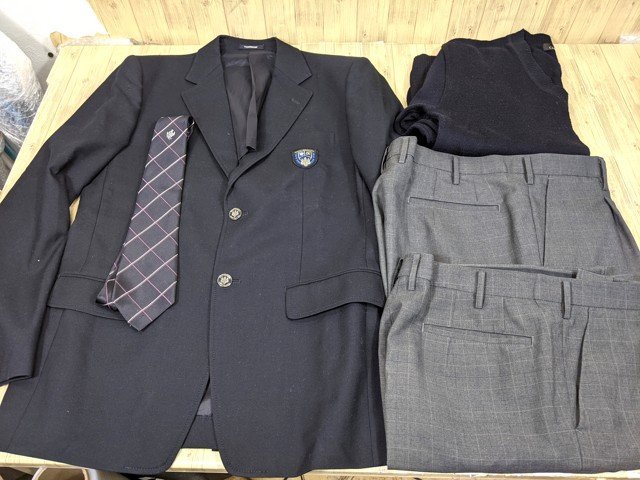 神奈川県 桐蔭学園高校 男子用学生服 制服 ブレザーを買取しました。 - A-SPORTS